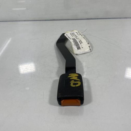 Attache ceinture avant droit VOLKSWAGEN PASSAT 3 Photo n°1