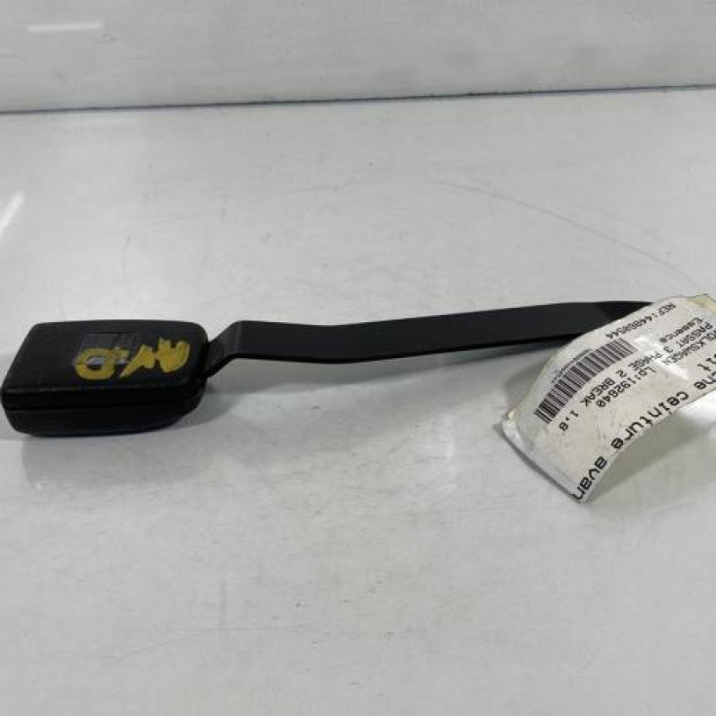 Attache ceinture avant droit VOLKSWAGEN PASSAT 3 Photo n°2