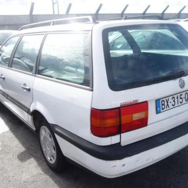 Etrier avant gauche (freinage) VOLKSWAGEN PASSAT 3 Photo n°4