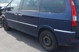 Attache ceinture arriere droit CITROEN C8