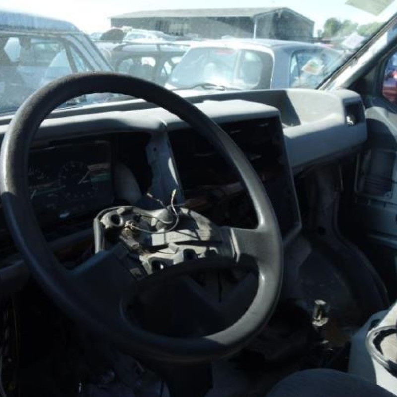 Attache ceinture avant droit VOLKSWAGEN TRANSPORTER 4 Photo n°6