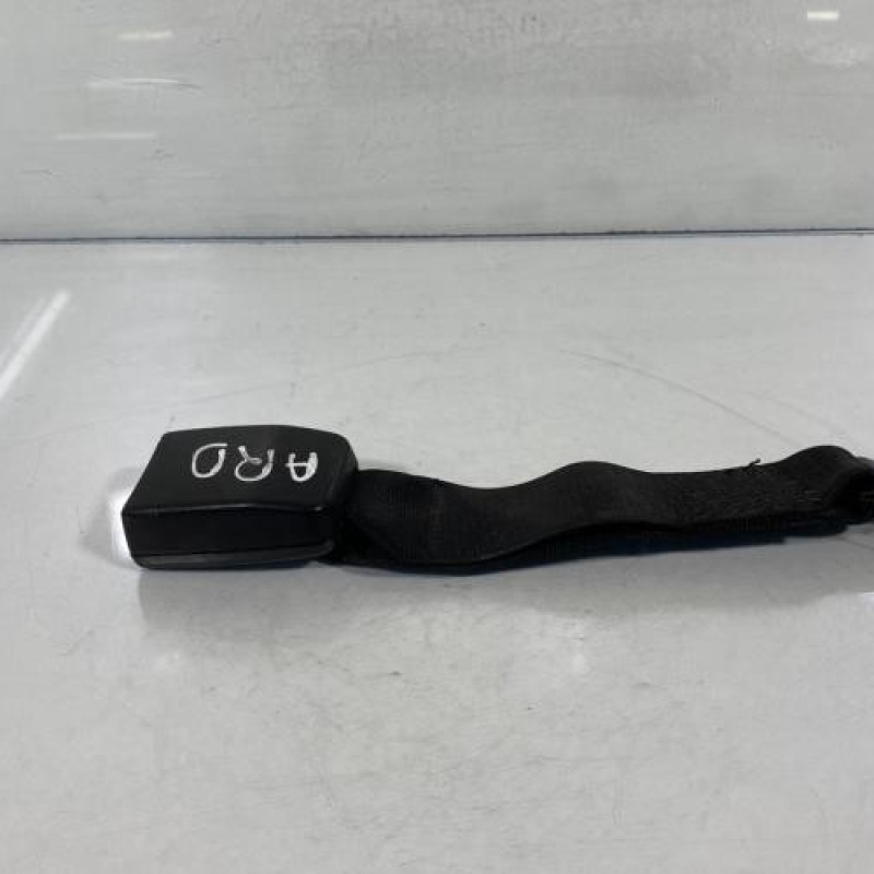 Attache ceinture arriere droit OPEL AGILA A Photo n°2