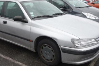 Boitier air bag PEUGEOT 406