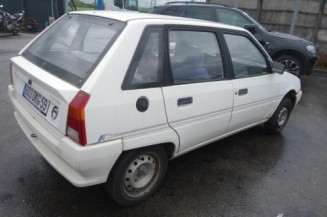 Leve vitre mecanique avant droit CITROEN AX