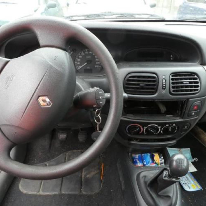 Pulseur d'air RENAULT MEGANE 1 Photo n°10
