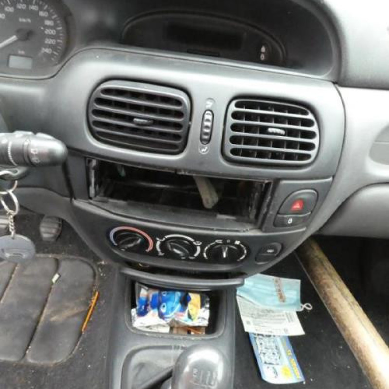 Pulseur d'air RENAULT MEGANE 1 Photo n°12
