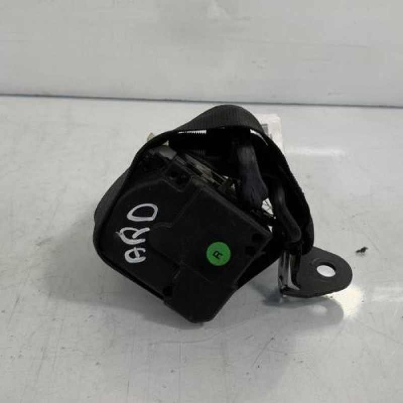 Ceinture arriere droit OPEL CORSA C Photo n°3