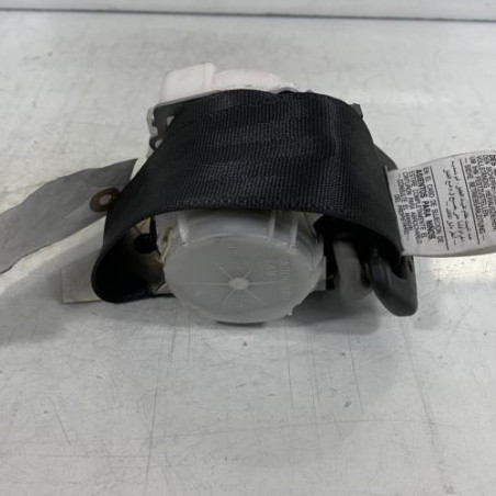 Ceinture arriere droit TOYOTA YARIS 2 Photo n°1