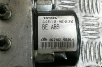 Bloc ABS (freins anti-blocage) TOYOTA YARIS 2