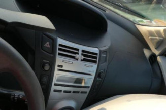 Bloc ABS (freins anti-blocage) TOYOTA YARIS 2