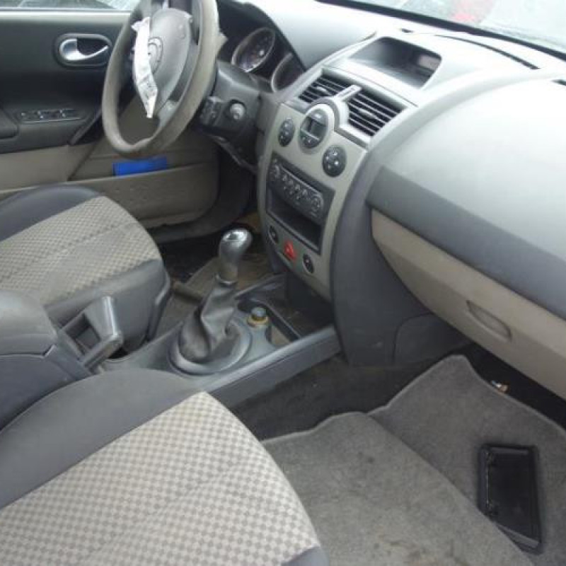 Feu arriere principal gauche (feux) RENAULT MEGANE 2 Photo n°8