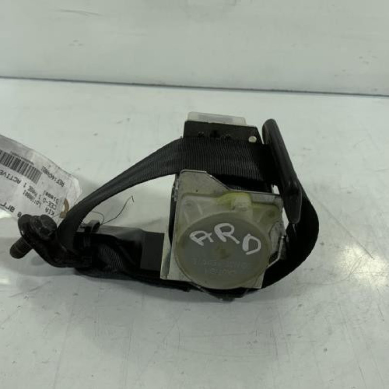 Ceinture arriere droit KIA CEE-D 1 Photo n°1