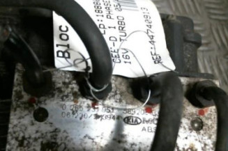Bloc ABS (freins anti-blocage) KIA CEE-D 1