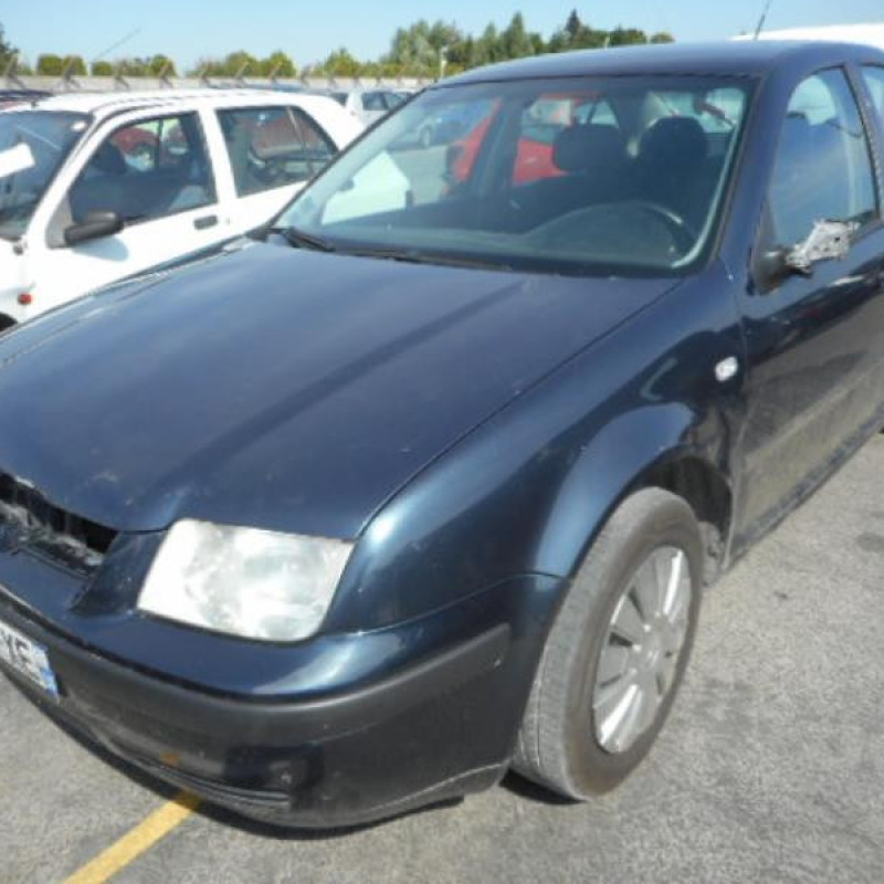 Etrier avant gauche (freinage) VOLKSWAGEN BORA Photo n°1