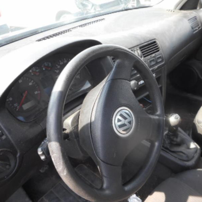 Etrier avant gauche (freinage) VOLKSWAGEN BORA Photo n°5