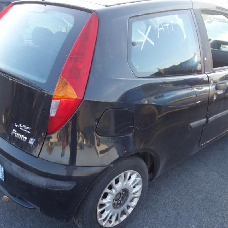 Trappe d'essence FIAT PUNTO 2 Photo n°5