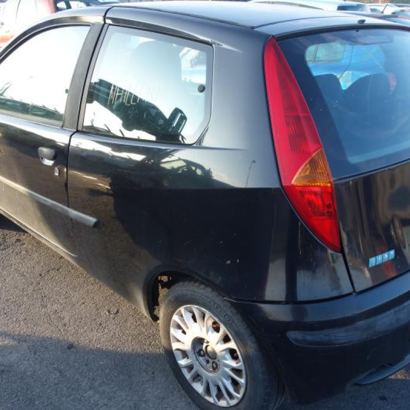 Trappe d'essence FIAT PUNTO 2 Photo n°6