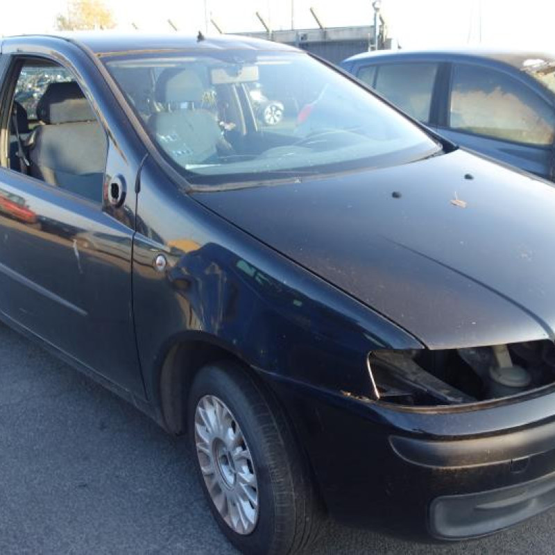 Charniere de capot FIAT PUNTO 2 Photo n°3