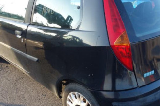 Charniere de capot FIAT PUNTO 2