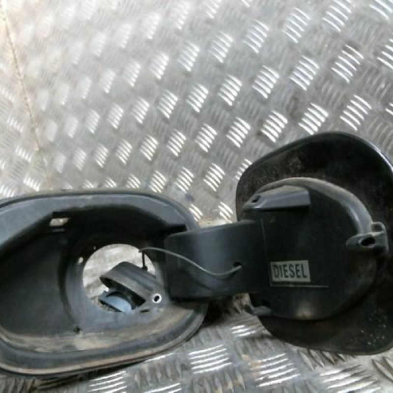 Trappe d'essence RENAULT MODUS Photo n°2