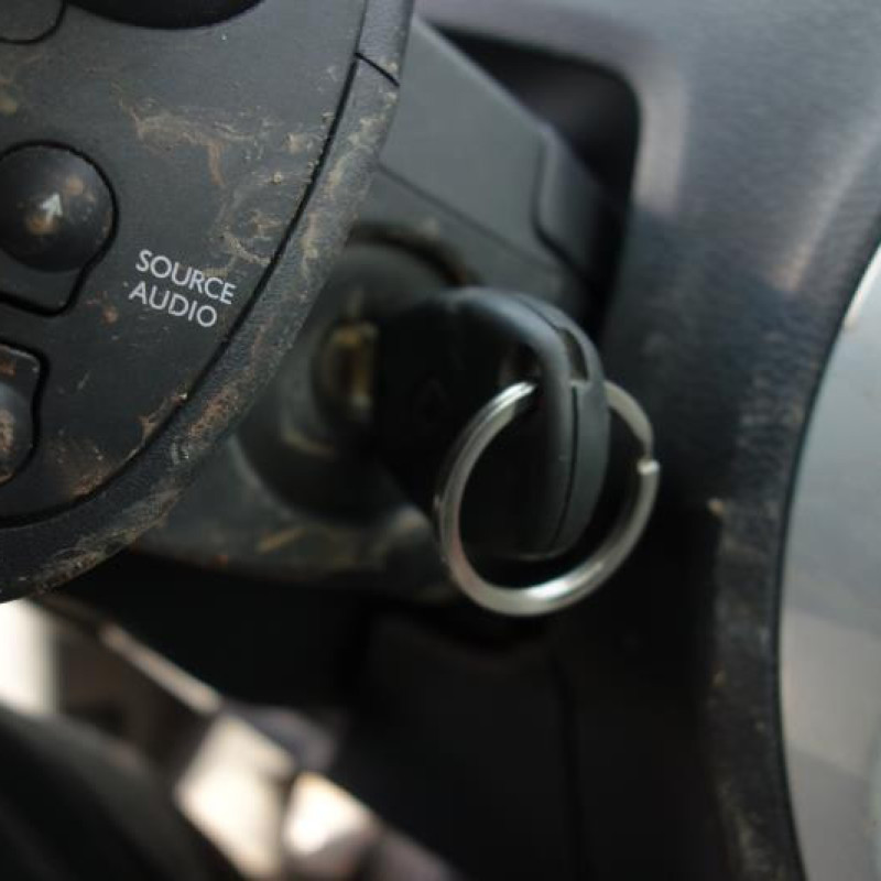 Trappe d'essence RENAULT MODUS Photo n°11