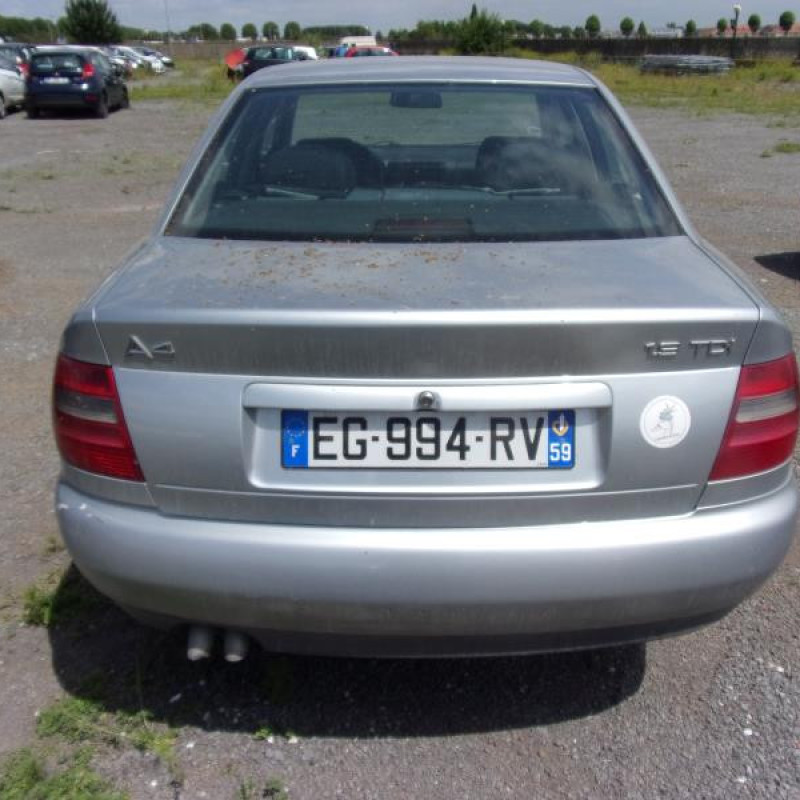 Boitier air bag AUDI A4 1 Photo n°5