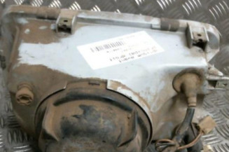 Optique avant principal droit (feux)(phare) AUDI 100 1