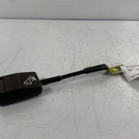 Attache ceinture avant droit AUDI 100 1 Photo n°1