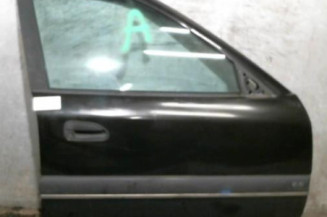 Porte avant droit RENAULT SAFRANE Photo n°1