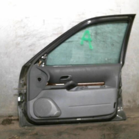 Porte avant droit RENAULT SAFRANE