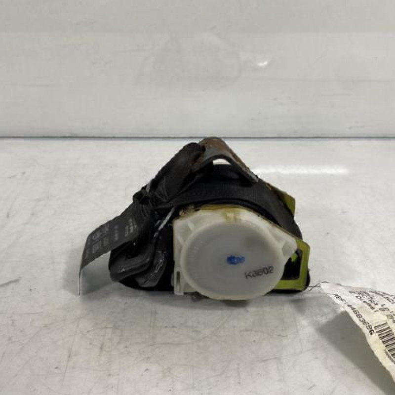 Ceinture arriere gauche OPEL VECTRA B Photo n°3