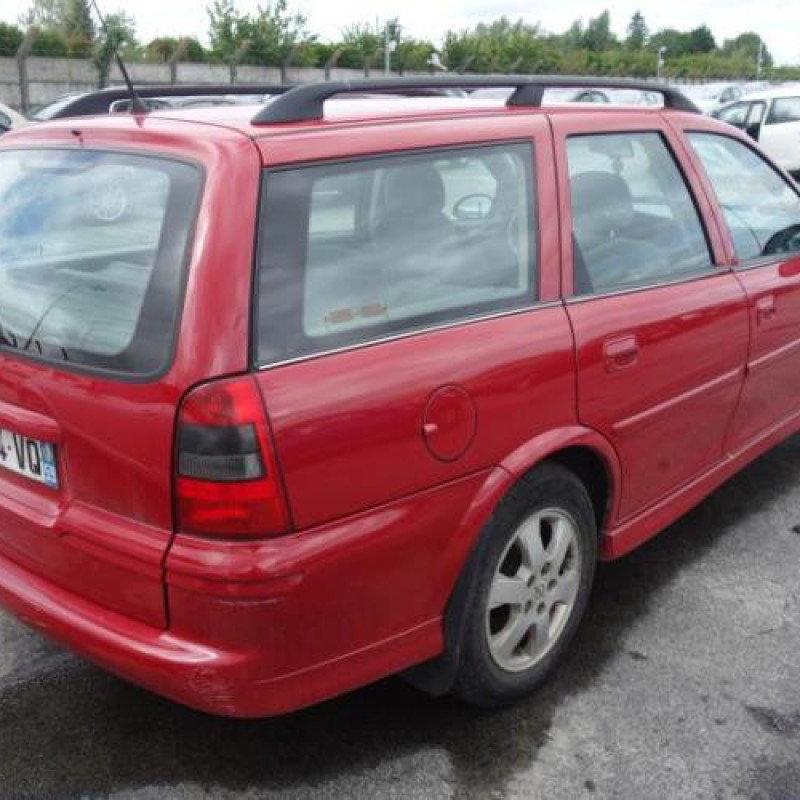 Ceinture arriere gauche OPEL VECTRA B Photo n°6