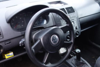 Compresseur clim VOLKSWAGEN POLO 4