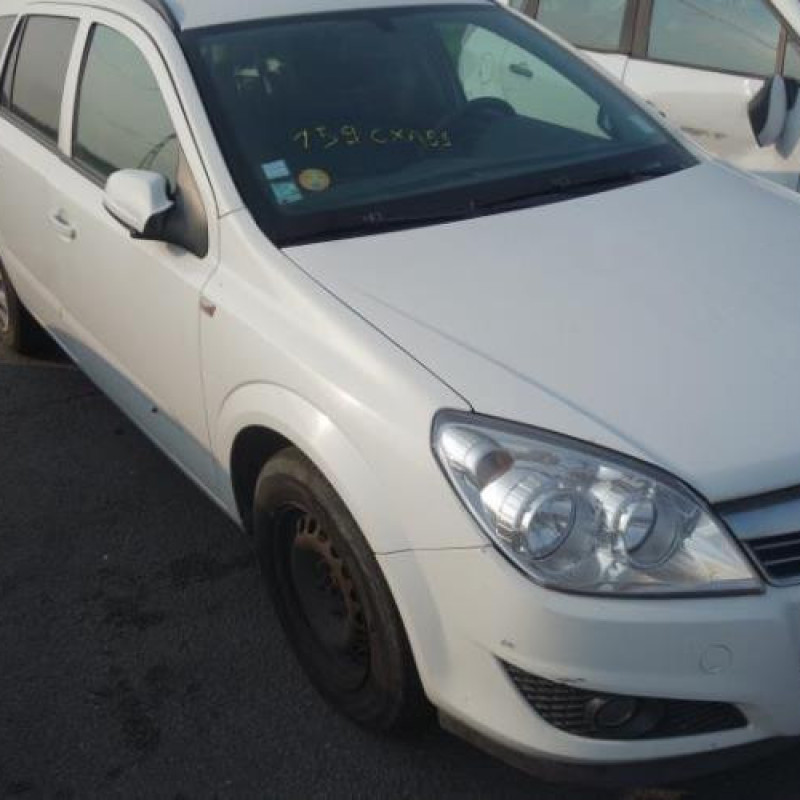 Ceinture arriere gauche OPEL ASTRA H Photo n°5