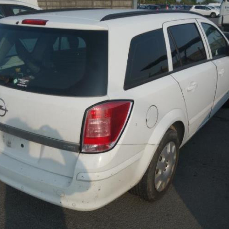 Ceinture arriere gauche OPEL ASTRA H Photo n°6