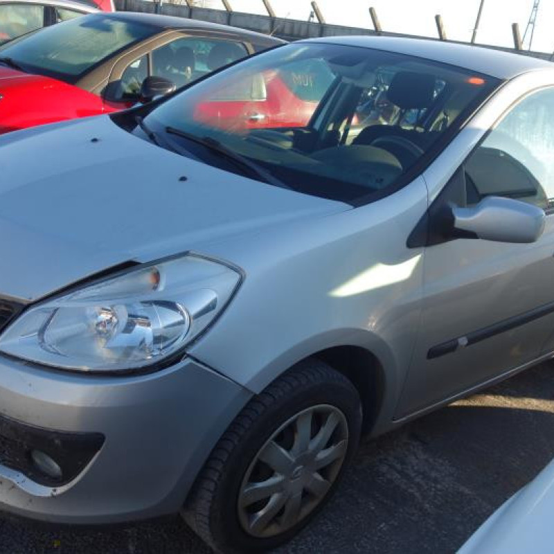 Bloc ABS (freins anti-blocage) RENAULT CLIO 3 Photo n°4