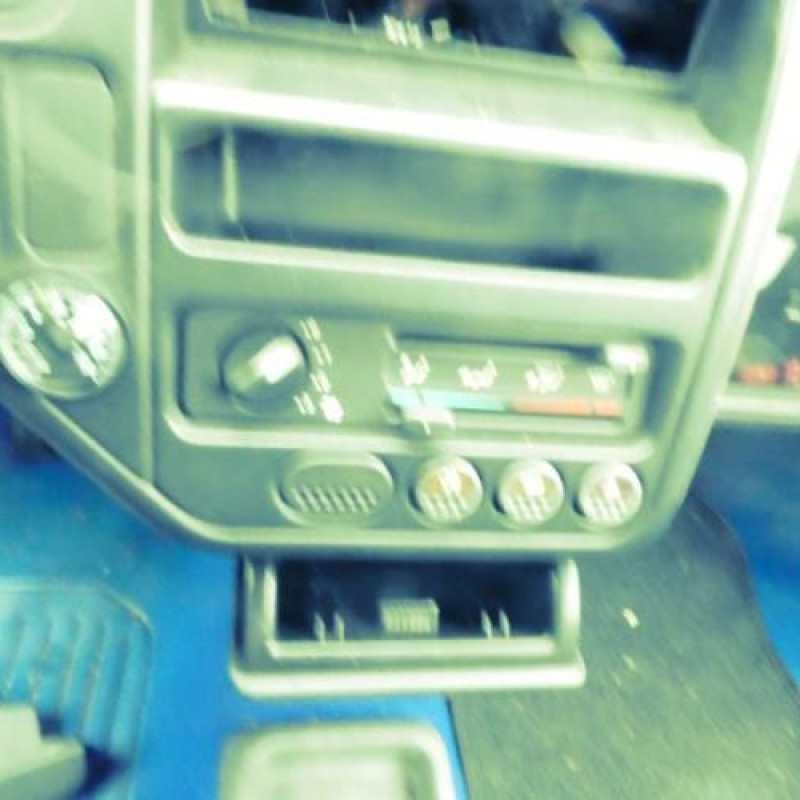 Ceinture arriere gauche PEUGEOT 106 Photo n°11