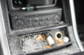 Attache ceinture avant droit RENAULT AVANTIME