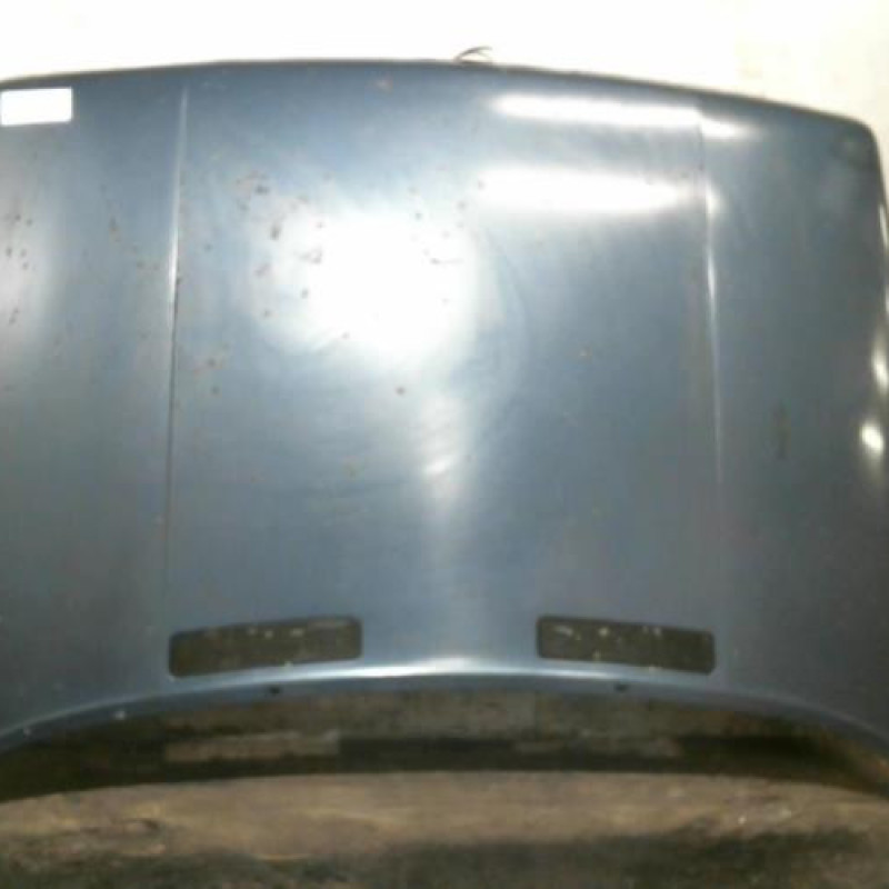 Capot RENAULT R9 Photo n°1