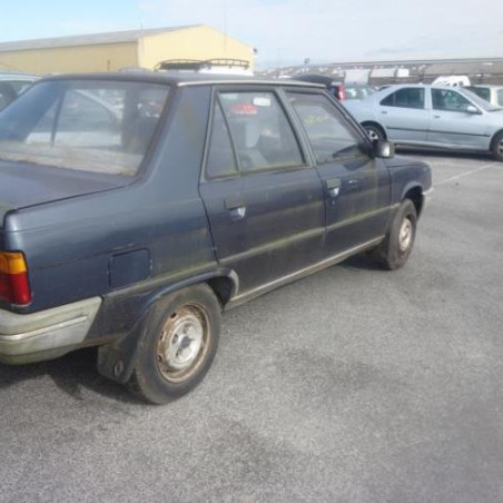 Custode arriere gauche (porte) RENAULT R9