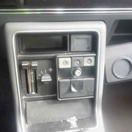 Custode arriere gauche (porte) RENAULT R9 Photo n°4