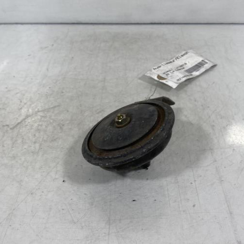 Avertisseur/Klaxon RENAULT R9 Photo n°2