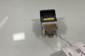Bouton de warning RENAULT R9