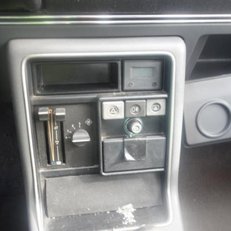 Commande chauffage RENAULT R9 Photo n°11