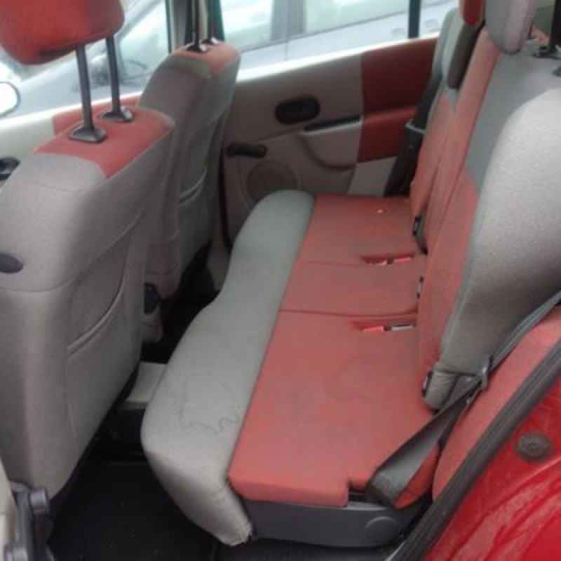 Pretensionneur de ceinture arriere gauche RENAULT MODUS Photo n°11