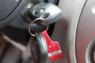Pretensionneur de ceinture arriere gauche RENAULT MODUS