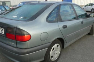Etrier avant droit (freinage) RENAULT LAGUNA 1
