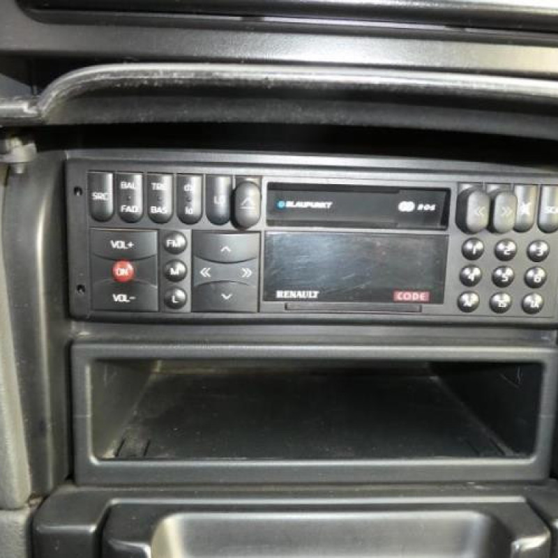 Etrier avant droit (freinage) RENAULT LAGUNA 1 Photo n°6