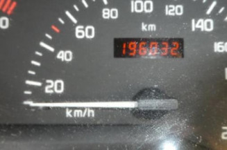 Etrier avant droit (freinage) RENAULT LAGUNA 1