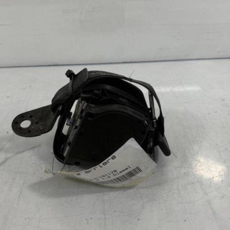 Ceinture arriere gauche VOLKSWAGEN POLO 4 Photo n°3